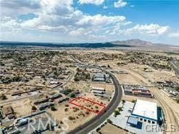 123 Village Dr, Victorville, CA 92394