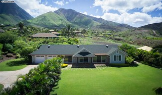506 Kai Hele Ku St, Lahaina, HI 96761