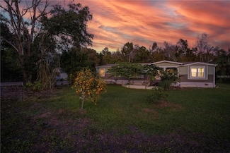 227 N Putnam Grove Rd, Oak Hill, FL 32759