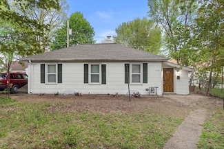5015 N 25th St, Milwaukee, WI 53209