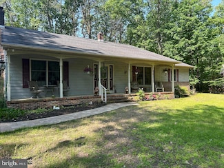 13 Mark Ln, Tabernacle, NJ 08088