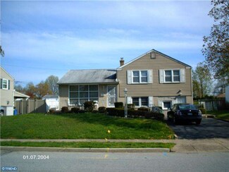 1100 Vauclain Ave, Woodlyn, PA 19094