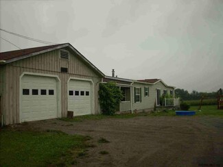198 Sugar Hill Rd, Crown Point, NY 12928
