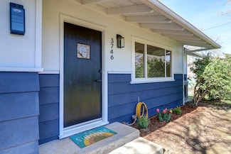 3746 Yuletide Ave, Redding, CA 96003