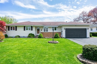 452 Miller Ln, Rochester, NY 14617