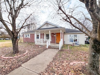 507 E Market St, Palestine, IL 62451