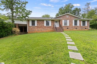 12 Galphin Dr, Greenville, SC 29609