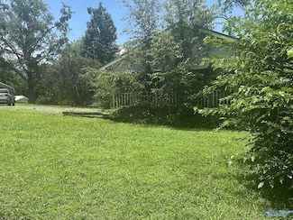 113 Maitre St, Gadsden, AL 35904