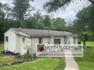 20745 Cass St, Farmington Hills, MI 48335