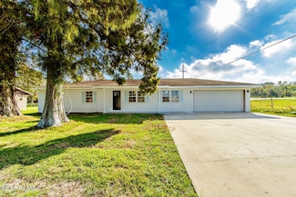100 Todd St, Patterson, LA 70392