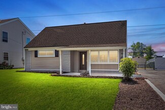 814 Winder Dr, Bristol, PA 19007