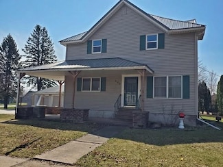 309 E Clark St, Spencer, WI 54479