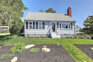 56 King Philip Rd, Narragansett, RI 02882