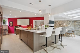 241 Cheswold Ln, Haverford, PA 19041