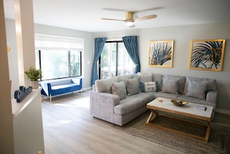 853 Fairway Dr, Edisto Island, SC 29438