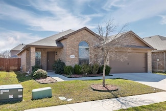 624 Yarborough St, Crowley, TX 76036