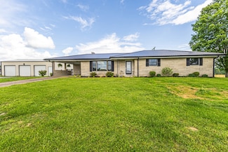 3712 Rocky Mound Rd, Westmoreland, TN 37186