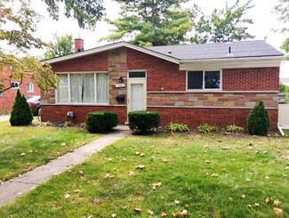 19557 Hardy St, Livonia, MI 48152