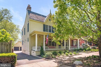 2222 W 17th St, Wilmington, DE 19806