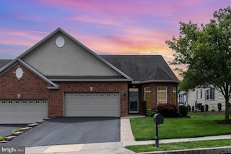 1430 Amherst Ct, Mechanicsburg, PA 17050