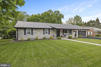 1004 Marietta Ave, Hanover, PA 17331