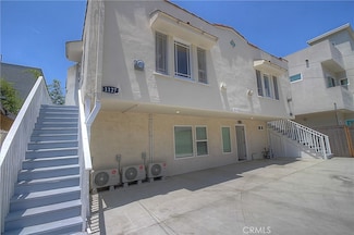 1127 1/2 Manzanita St, Los Angeles, CA 90029