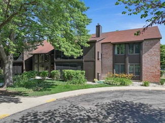 720 Saint Andrews Ln Unit 6, Crystal Lake, IL 60014