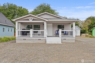 130 Pacific Blvd NW, Ocean Shores, WA 98569