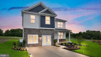 40 Christina Dr, York, PA 17315