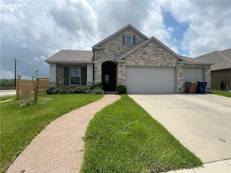 8233 Yosemite Dr, Corpus Christi, TX 78414