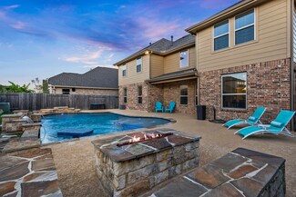 341 W Bend Dr, League City, TX 77573