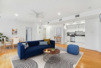 119 Madison St Unit 4E, Hoboken, NJ 07030