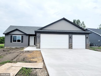 708 Northwood Dr, Janesville, MN 56048