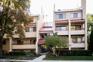 8008 Valley Manor Rd Unit E, Owings Mills, MD 21117