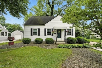 670 E Hopocan Ave, Barberton, OH 44203