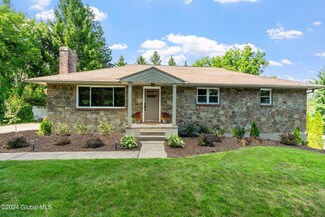 16 Meadow Ln, Latham, NY 12110