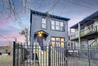 1117 W 57th St, Chicago, IL 60621