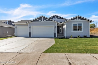 4300 N Arrowleaf Loop, Post Falls, ID 83854