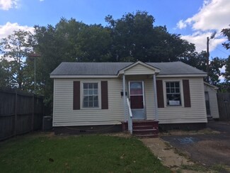 1250 Marshall St, Grenada, MS 38901