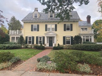 77 Windsor Rd, Waban, MA 02468