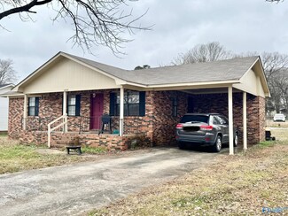 1225 James Ave, Courtland, AL 35618