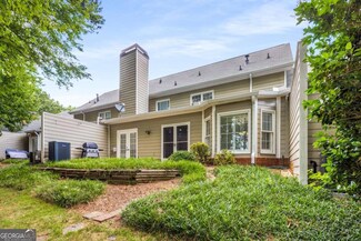 3710 Wedgewood Chase Unit 22, Norcross, GA 30092