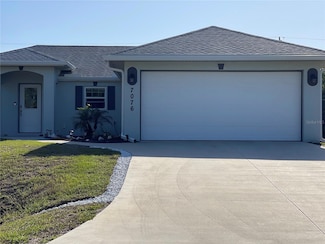 7076 Nichols St, Englewood, FL 34224