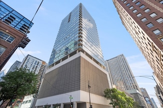 550 N Saint Clair St Unit 2502, Chicago, IL 60611