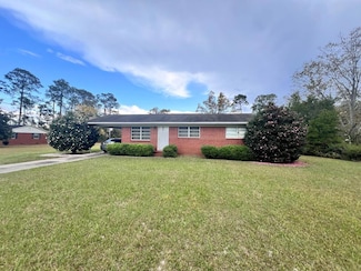 601 E Smith Ave, Nashville, GA 31639