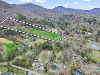 99999 Clarke Rd, Asheville, NC 28805
