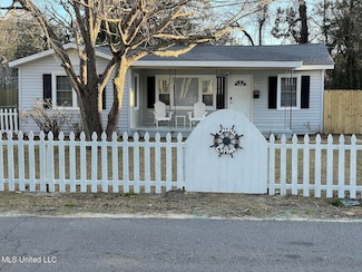 826 Township Rd, Gulfport, MS 39507