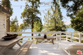 28918 Palisades Dr, Lake Arrowhead, CA 92352