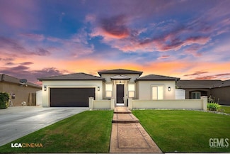 10819 Avenida Frasca Dr, Bakersfield, CA 93311