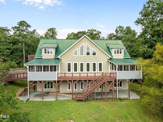 553 Waterside Dr, Yanceyville, NC 27379